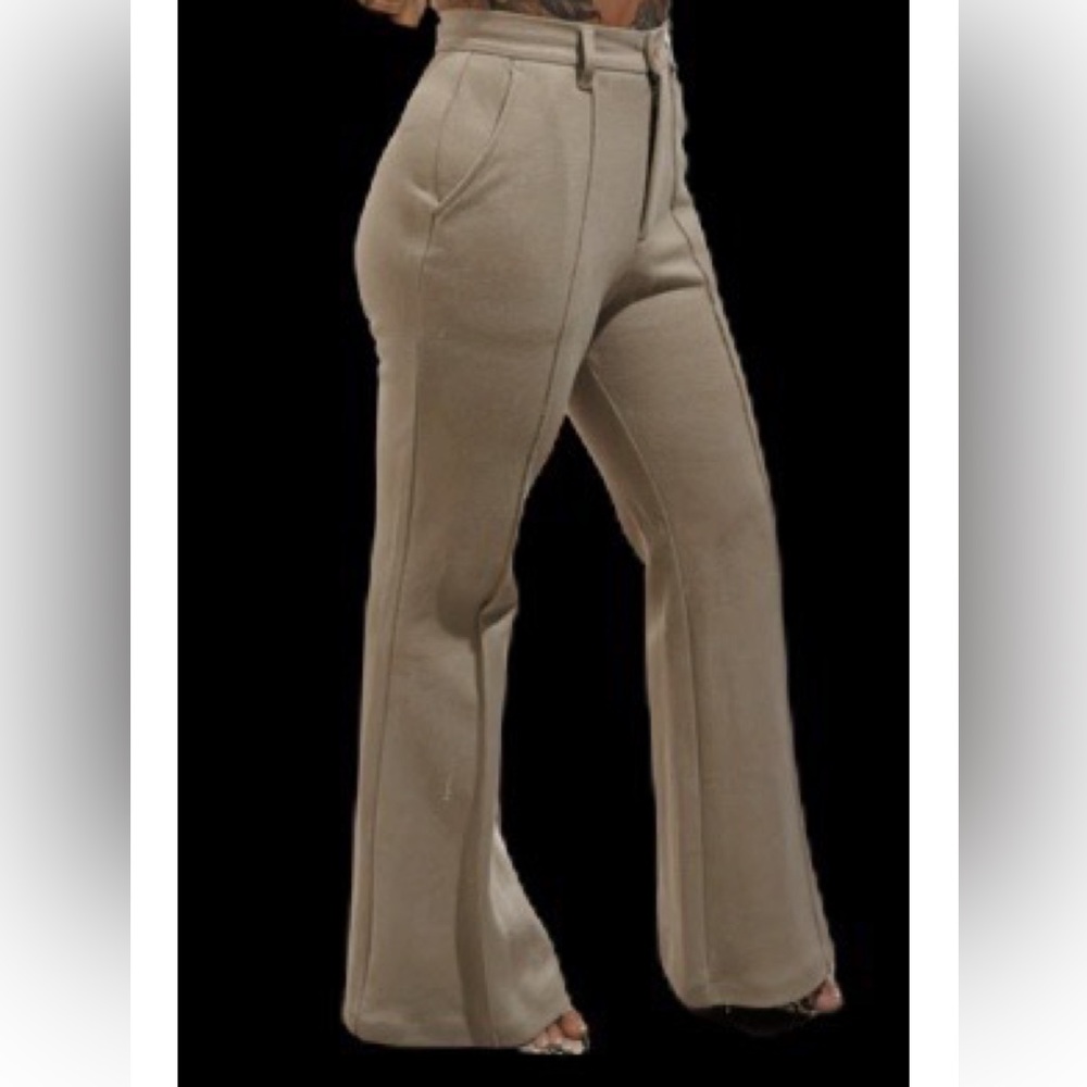 Excellent condition only worn once urban outfitters wide leg trousers